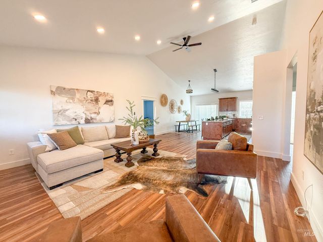 5937 5th Ave., Nampa, ID 83686