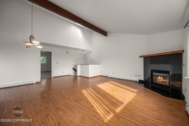 1917 E 58th Avenue, Anchorage, AK 99507