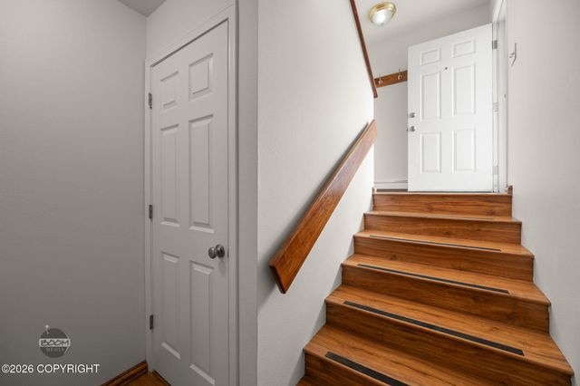 1917 E 58th Avenue, Anchorage, AK 99507