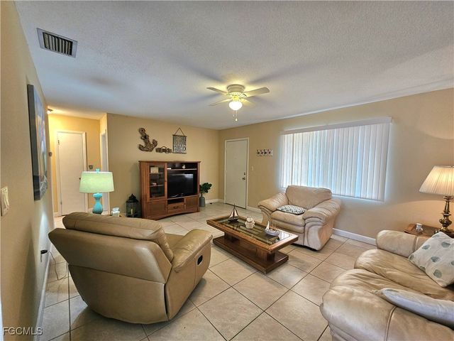 341 Joel BLVD 218, Lehigh Acres, FL 33936