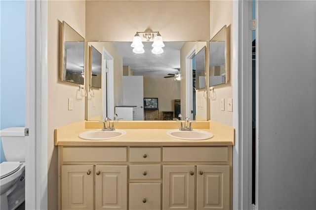 547 Picketts Bend Circle, Marietta, GA 30008