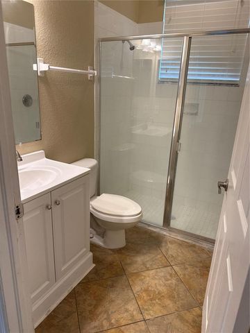 18013 FOREST RETREAT LANE, Tampa, FL 33647