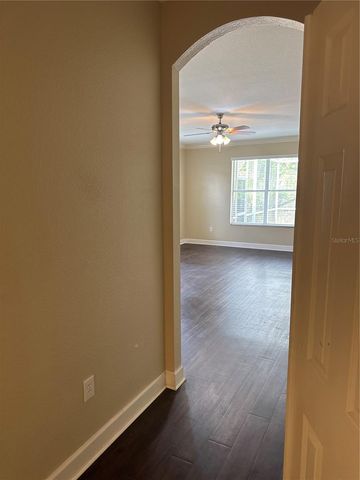 18013 FOREST RETREAT LANE, Tampa, FL 33647
