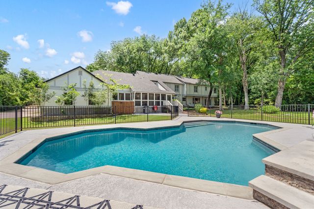 1041 Timber Lane, Fairview, TX 75069