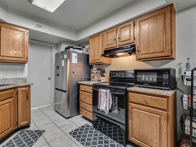 14335 N Pennsylvania Street 33B, Oklahoma City, OK 73134