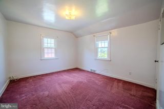 1613 LYNNEWOOD DR, Havertown, PA 19083
