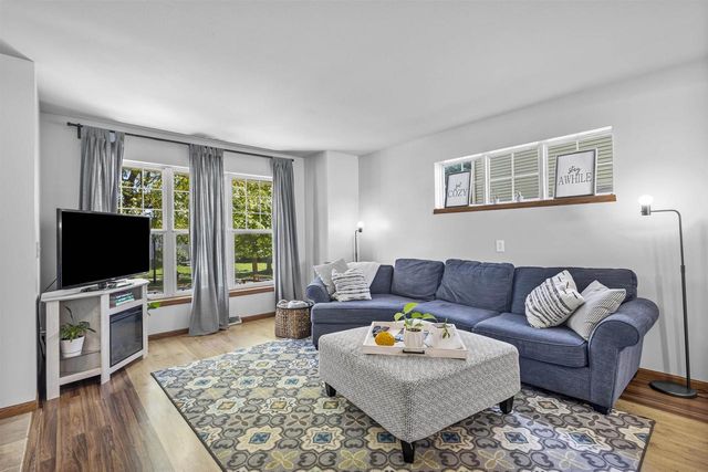 1474 Wild Iris Street, Sun Prairie, WI 53590