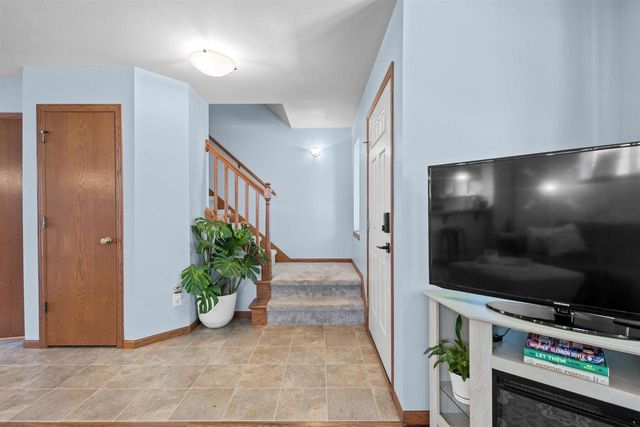 1474 Wild Iris Street, Sun Prairie, WI 53590