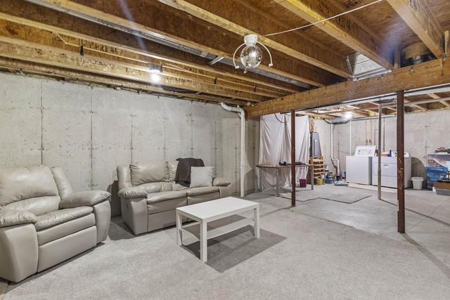 1474 Wild Iris Street, Sun Prairie, WI 53590