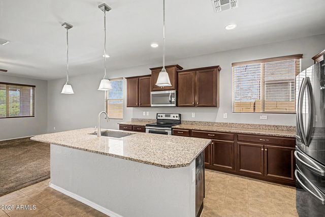 36060 N VIDLAK Drive, San Tan Valley, AZ 85143