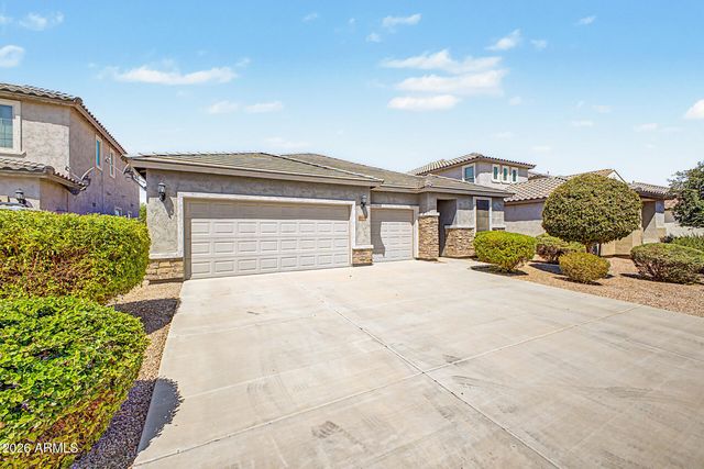 36060 N VIDLAK Drive, San Tan Valley, AZ 85143