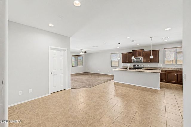 36060 N VIDLAK Drive, San Tan Valley, AZ 85143