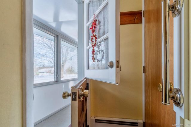 2 Clifton Terrace, Kingston, NY 12401