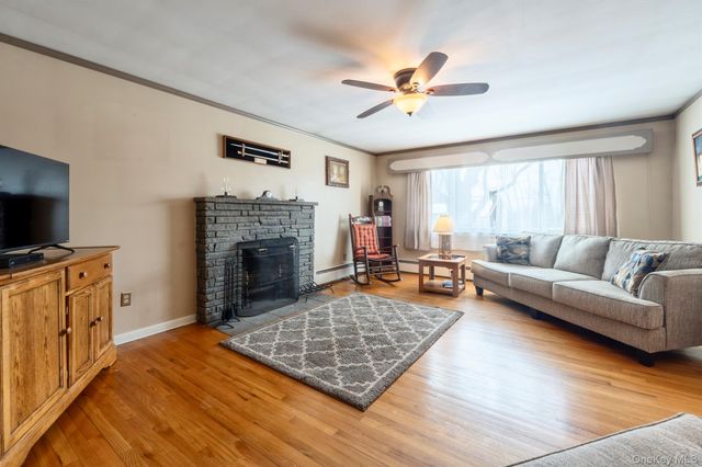 2 Clifton Terrace, Kingston, NY 12401