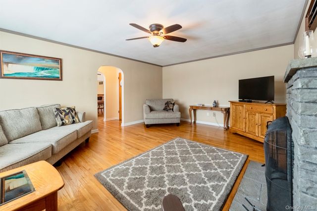 2 Clifton Terrace, Kingston, NY 12401