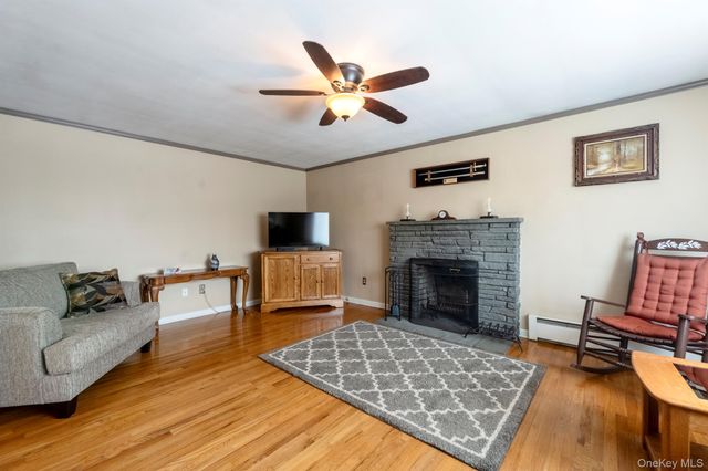 2 Clifton Terrace, Kingston, NY 12401