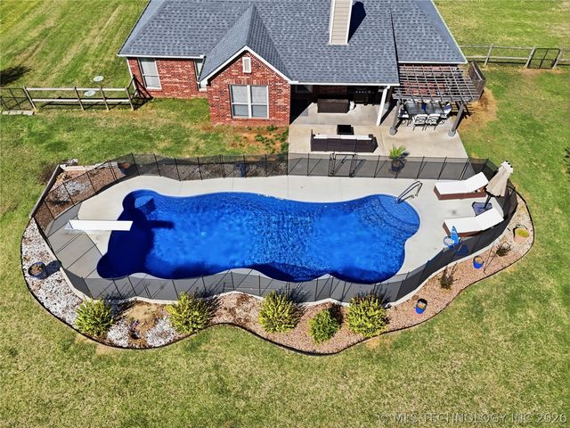 12601 Amling Drive, Oologah, OK 74053