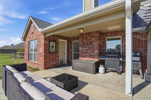 12601 Amling Drive, Oologah, OK 74053