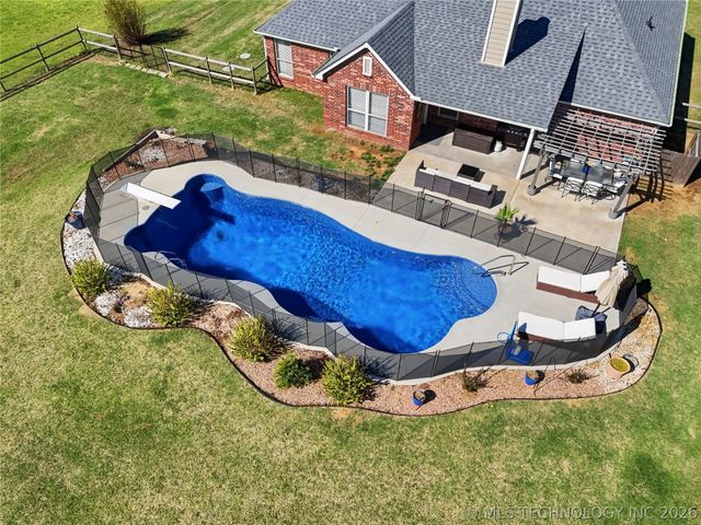 12601 Amling Drive, Oologah, OK 74053
