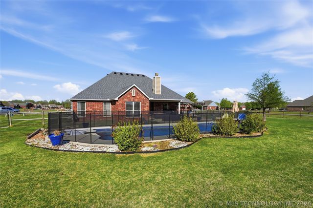 12601 Amling Drive, Oologah, OK 74053