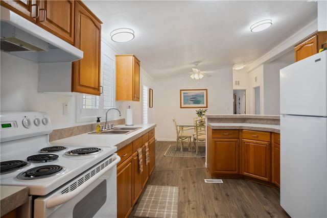 3380 Ridge View Avenue, Bullhead City, AZ 86429