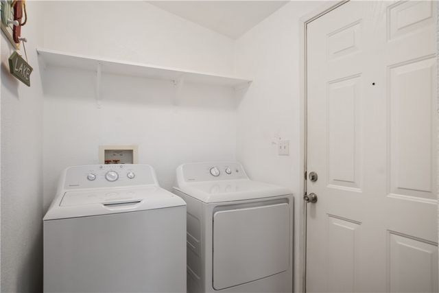 3380 Ridge View Avenue, Bullhead City, AZ 86429