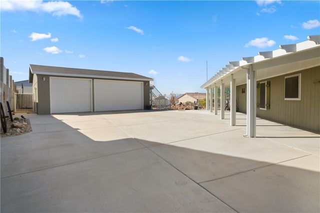 3380 Ridge View Avenue, Bullhead City, AZ 86429