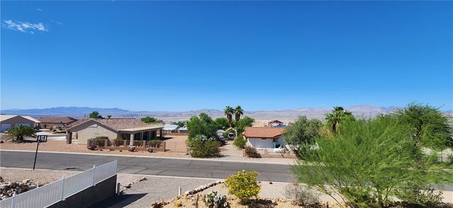 3380 Ridge View Avenue, Bullhead City, AZ 86429