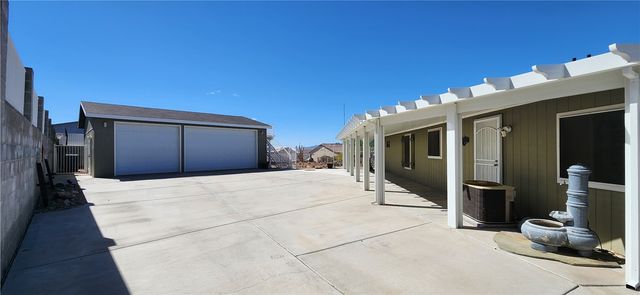 3380 Ridge View Avenue, Bullhead City, AZ 86429