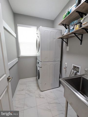 405 HANRAHAN CT SE, Leesburg, VA 20175