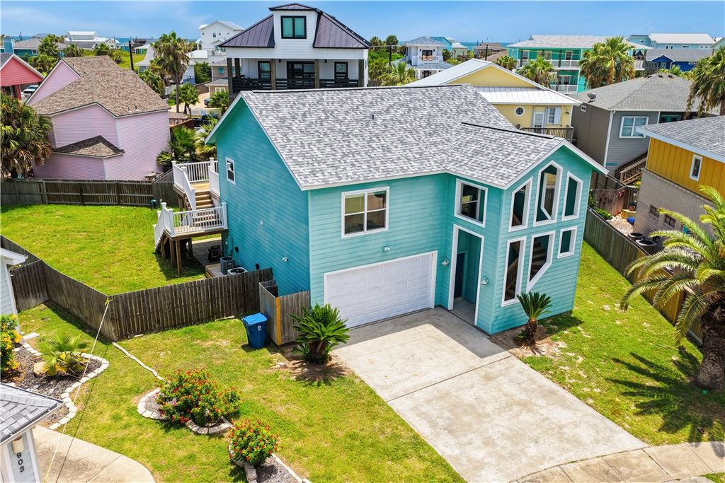909 Whispering Sands St, Port Aransas, TX 78373 — exterior