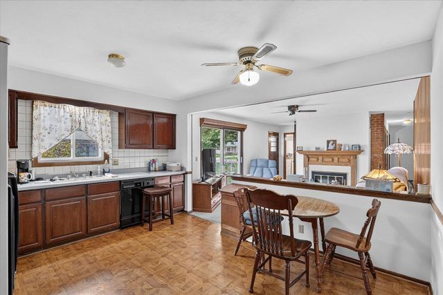 906 Nicolet Street, Janesville, WI 53546
