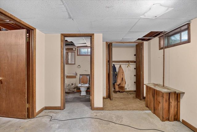 906 Nicolet Street, Janesville, WI 53546