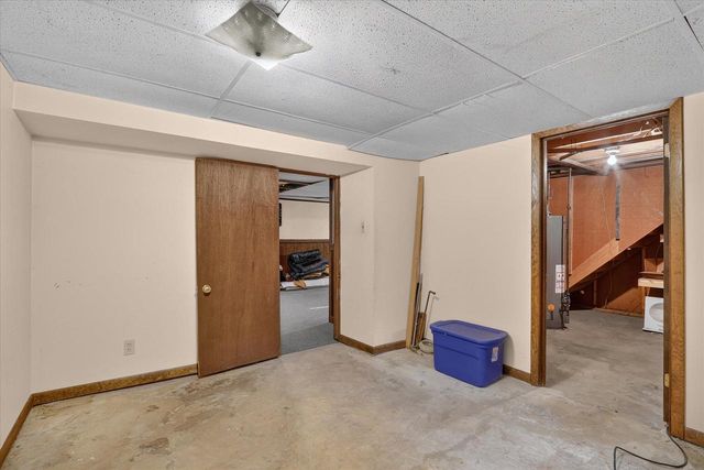906 Nicolet Street, Janesville, WI 53546