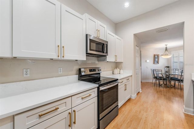 2792 GOLF LAKE DRIVE 42, Plant City, FL 33566