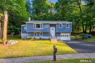 17 Rhoda Lane, Bristol, CT 06010