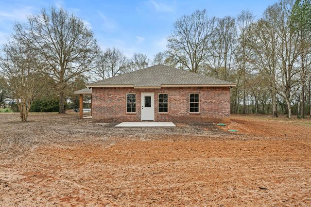 62 Newman Camp, Sumrall, MS 39482