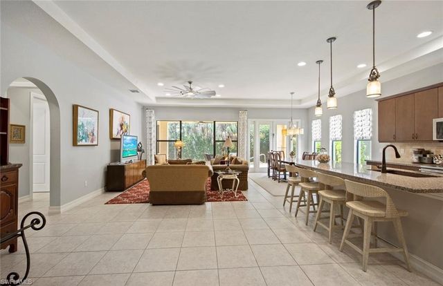 9244 Glenforest DR, Naples, FL 34120