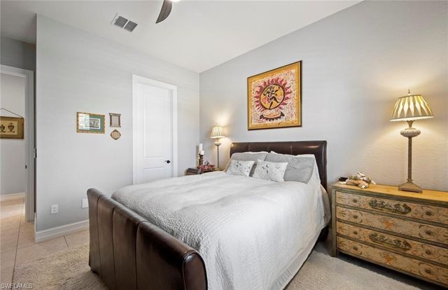 9244 Glenforest DR, Naples, FL 34120