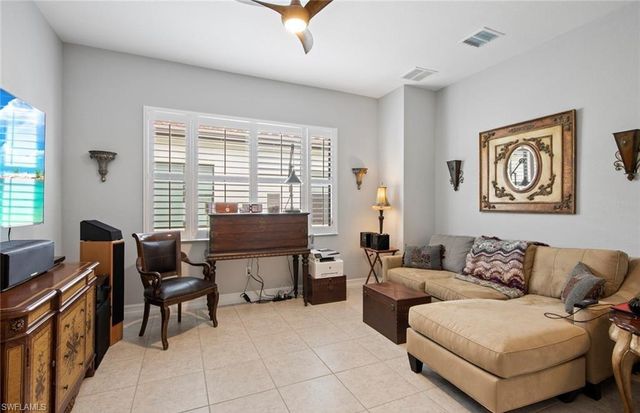 9244 Glenforest DR, Naples, FL 34120