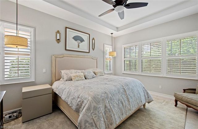 9244 Glenforest DR, Naples, FL 34120