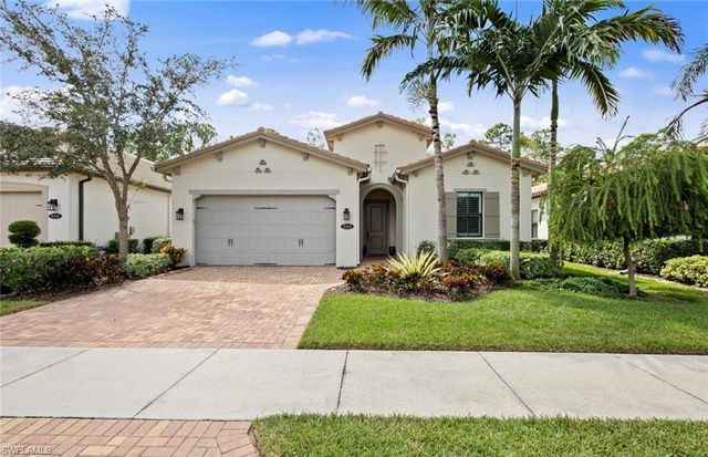 9244 Glenforest DR, Naples, FL 34120