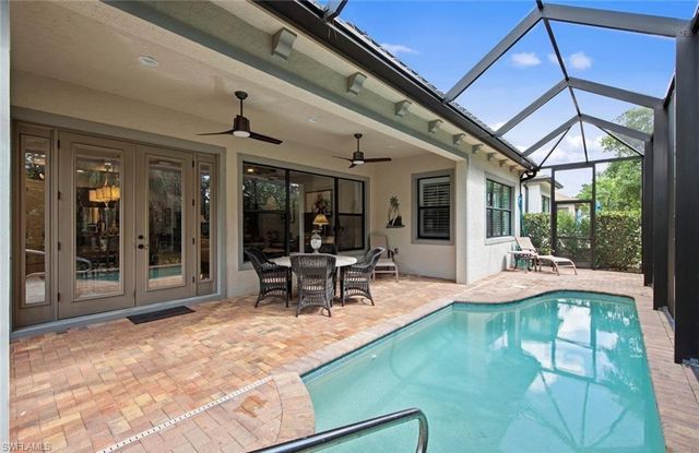 9244 Glenforest DR, Naples, FL 34120