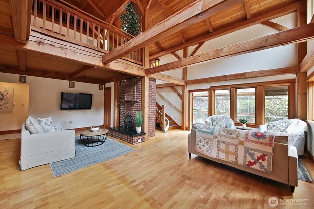 2970 Smugglers Cove Road, Greenbank, WA 98253