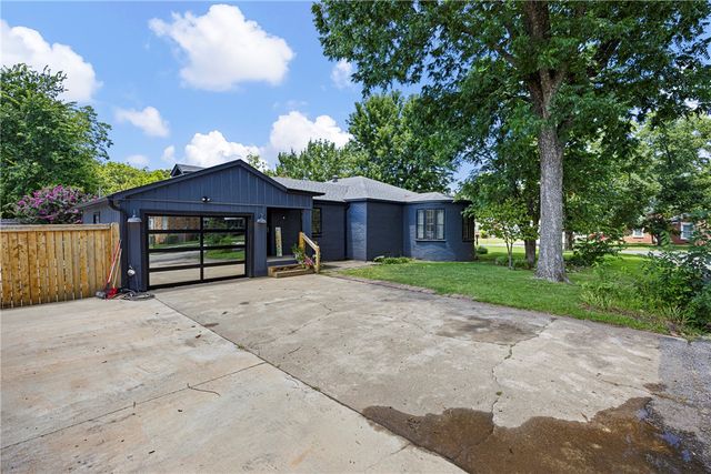 201 W 8th Street, Russellville, AR 72801
