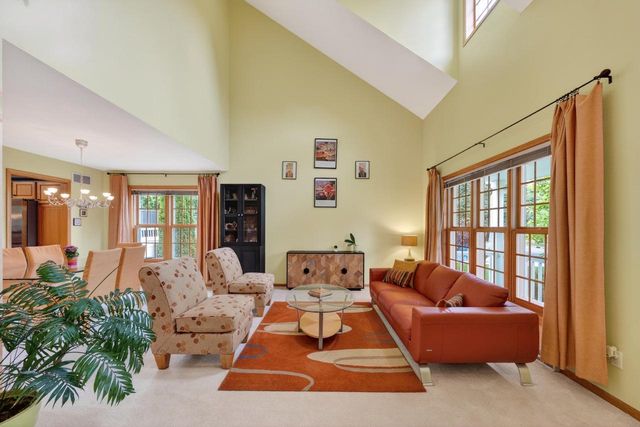 7113 Maple Point Drive, Madison, WI 53719