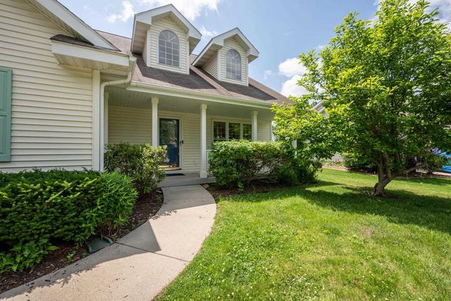 7113 Maple Point Drive, Madison, WI 53719