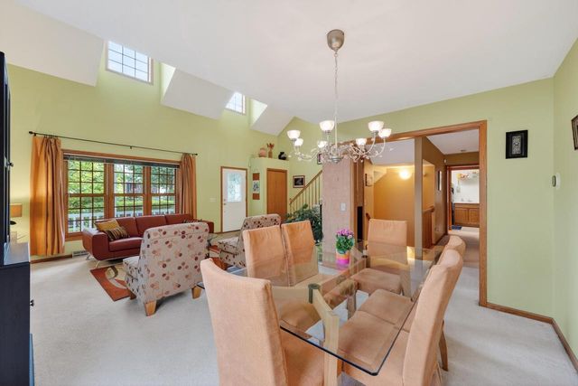 7113 Maple Point Drive, Madison, WI 53719