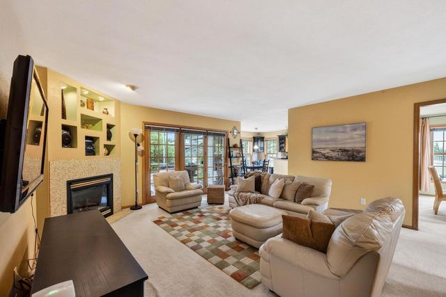 7113 Maple Point Drive, Madison, WI 53719