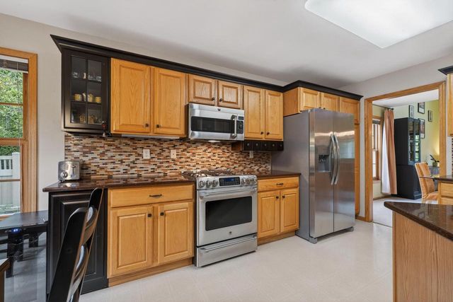 7113 Maple Point Drive, Madison, WI 53719